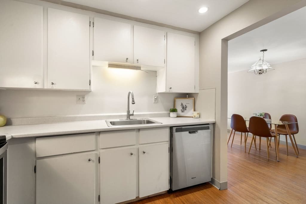 Condominium at 1321 Worcester Rd # 610, Framingham MA 01701, photo 11 of 26