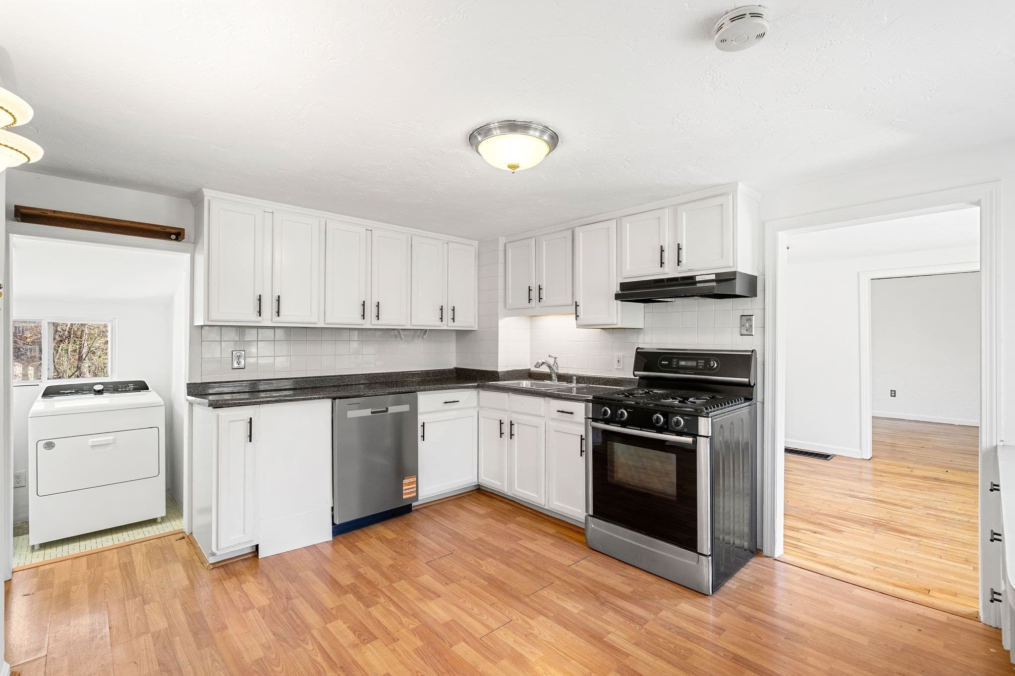 Single Family Residence at 203 High Street, Hingham MA 02043, photo 8 of 21