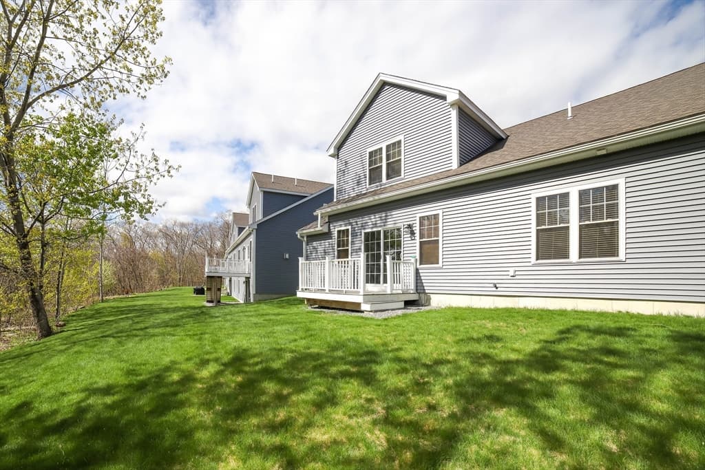 707 Southwood Ln # 707, Clinton MA 01510 photo 27