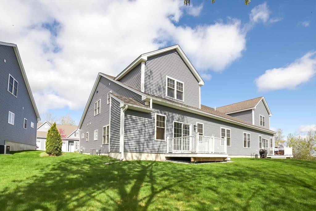 707 Southwood Ln # 707, Clinton MA 01510 photo 26