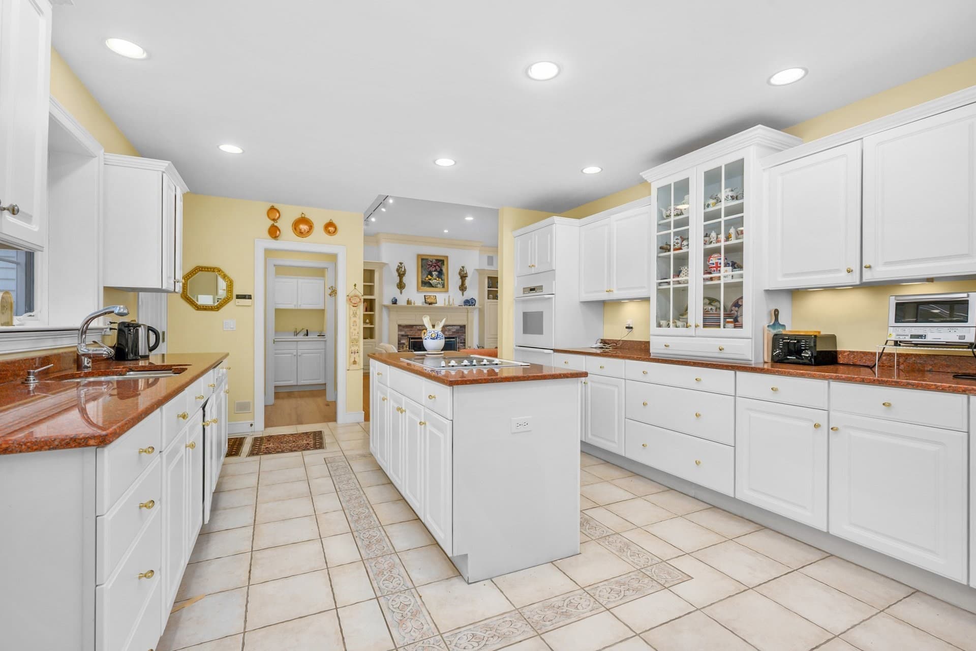 Single Family Residence at 81 Osterville-West Barnstable Rd, Barnstable MA 02655, Barnstable, photo 13 of 38