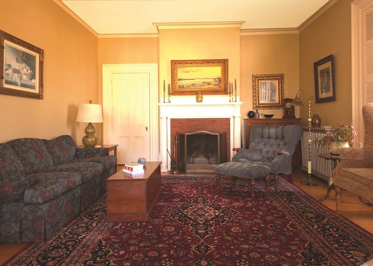 Single Family Residence at 14 South St, Grafton MA 01519, photo 8 of 42