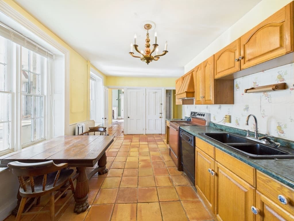 181 Washington Street, Fairhaven MA 02719 photo 36