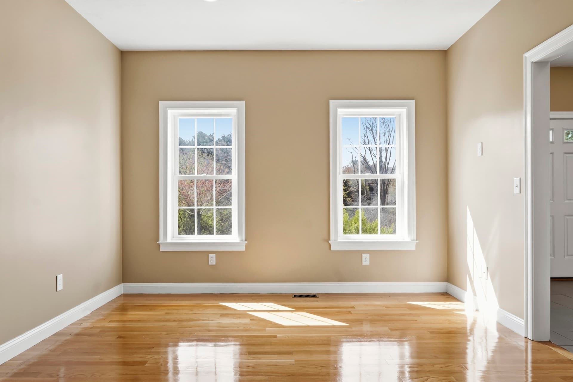 Single Family Residence at 221 Chestnut St, Abington MA 02351, photo 12 of 32