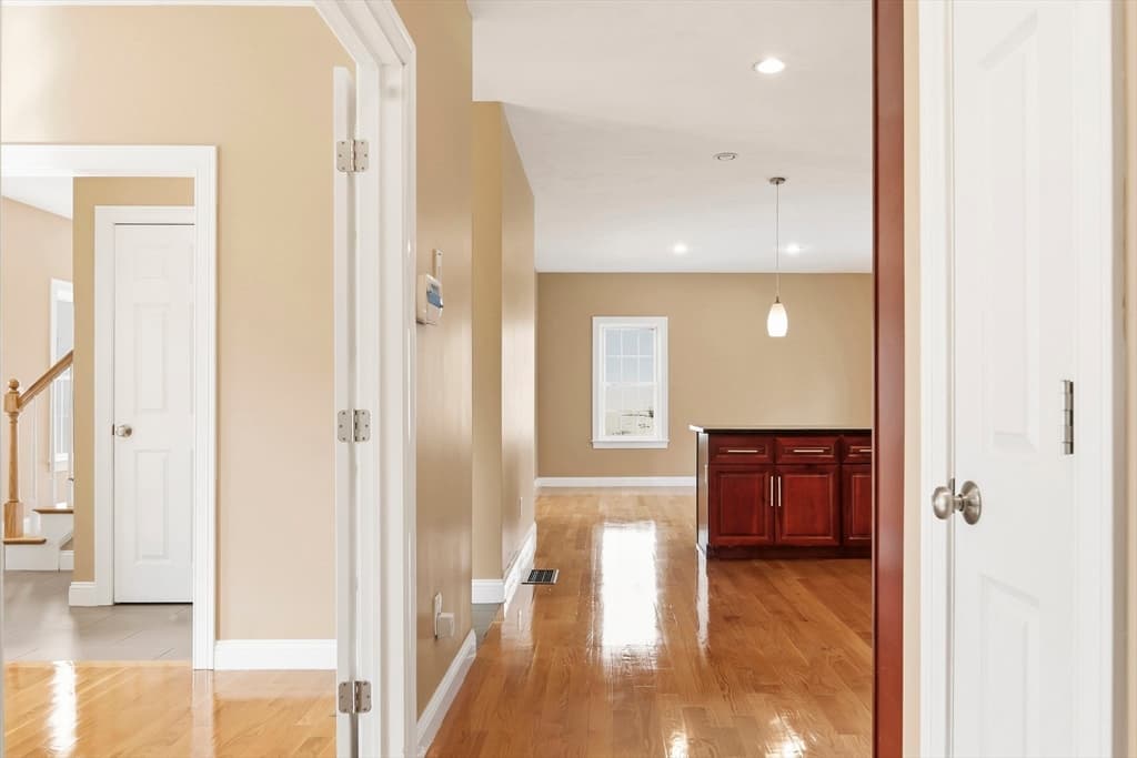 221 Chestnut St, Abington MA 02351 photo 10