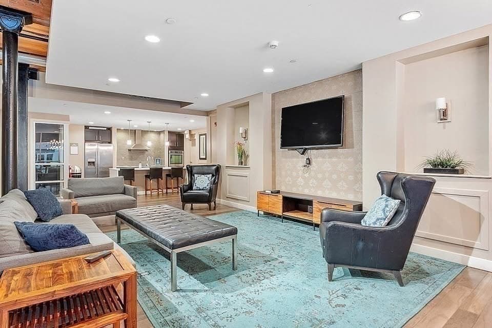 130 John # 213, Lowell MA 01852 photo 11