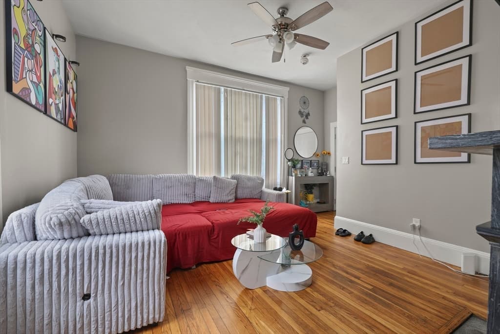 4 Family at 51 Bonney St, New Bedford MA 02740, photo 5 of 41
