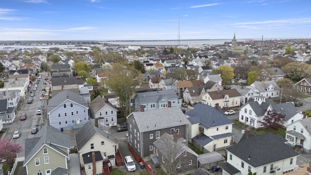 4 Family at 51 Bonney St, New Bedford MA 02740, photo 38 of 41