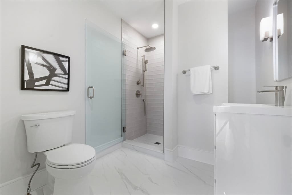 Condominium at 421 High St # 309, Medford MA 02155, Medford, photo 24 of 27