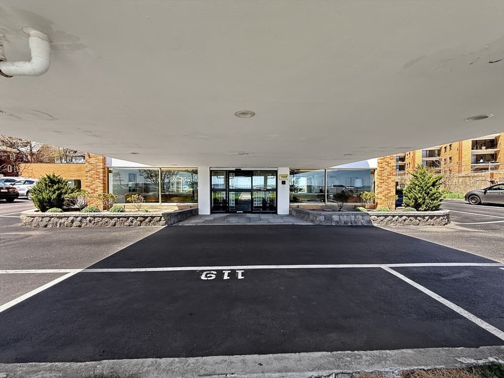 300 Lynn Shore Dr # 203, Lynn MA 01902 photo 34