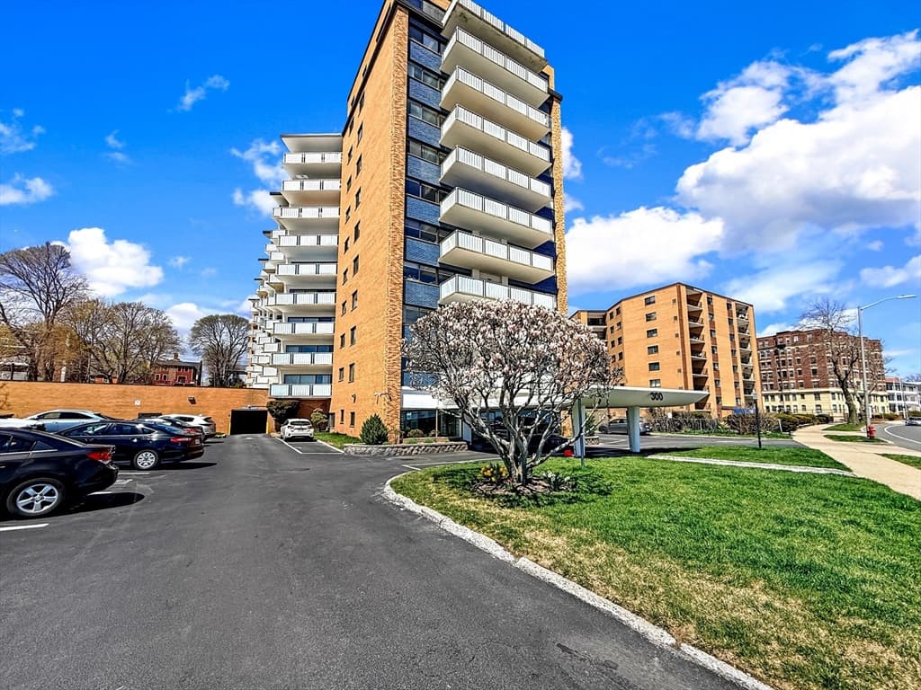 300 Lynn Shore Dr # 203, Lynn MA 01902 photo 35