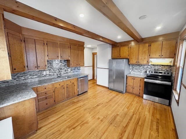 80 Delmont Ave, Worcester MA 01604