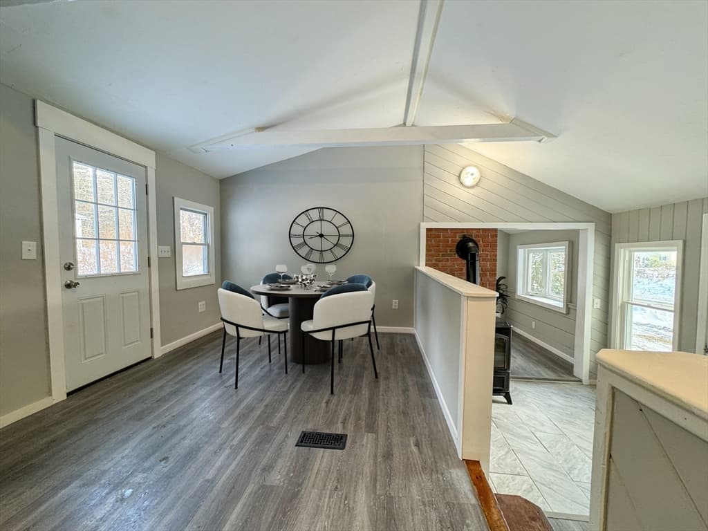 Mobile Home at 16 School House Cross Rd, Brookfield MA 01506, Brookfield, photo 10 of 39