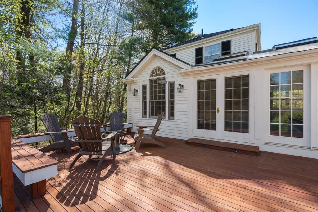 633 Boston Post Rd, Weston MA 02493 photo 31