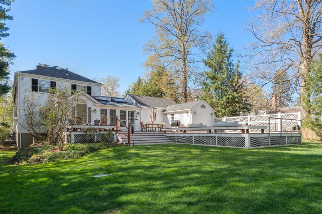 633 Boston Post Rd, Weston MA 02493 photo 29