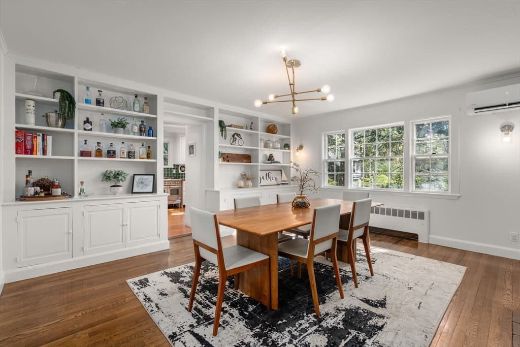 633 Boston Post Rd, Weston MA 02493 photo 8