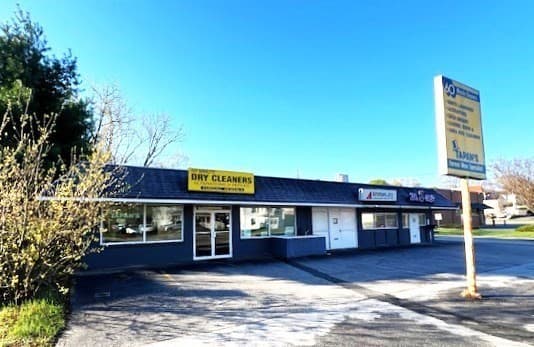 106-106R E Main St, Webster MA 01570