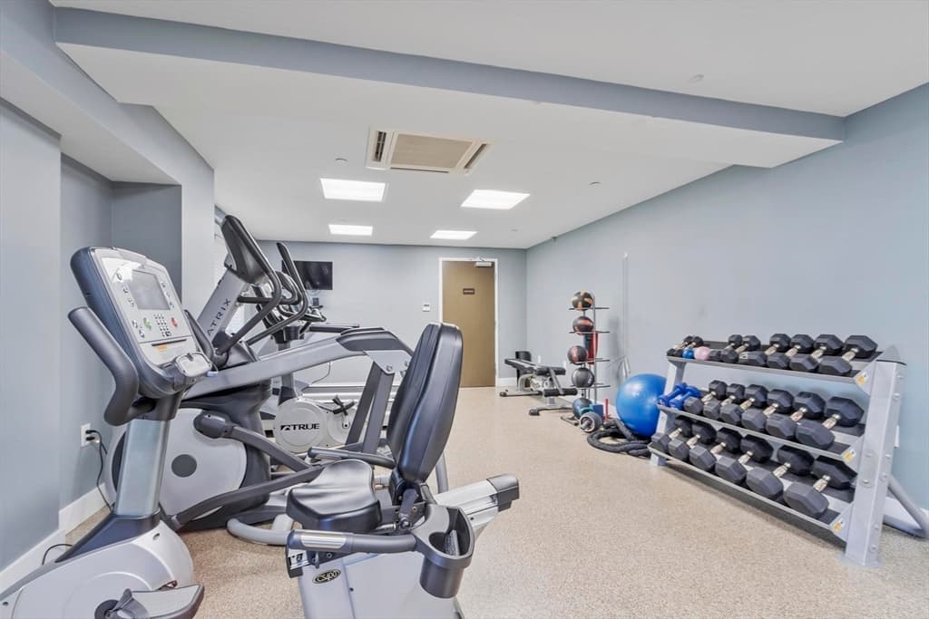 321 Hammond Pond Pkwy # 103, Brookline MA 02467 photo 22