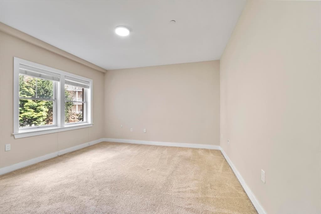 321 Hammond Pond Pkwy # 103, Brookline MA 02467 photo 20