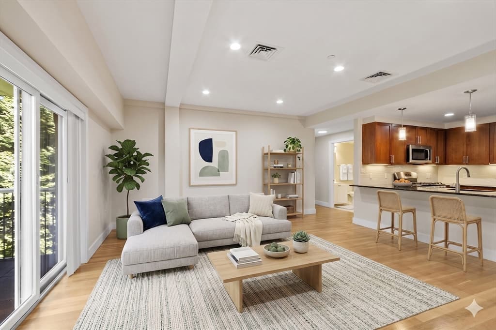 321 Hammond Pond Pkwy # 103, Brookline MA 02467 photo 4