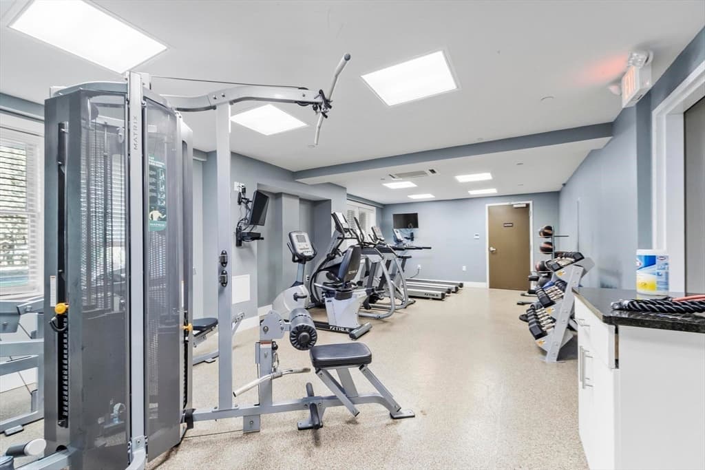 321 Hammond Pond Pkwy # 103, Brookline MA 02467 photo 21