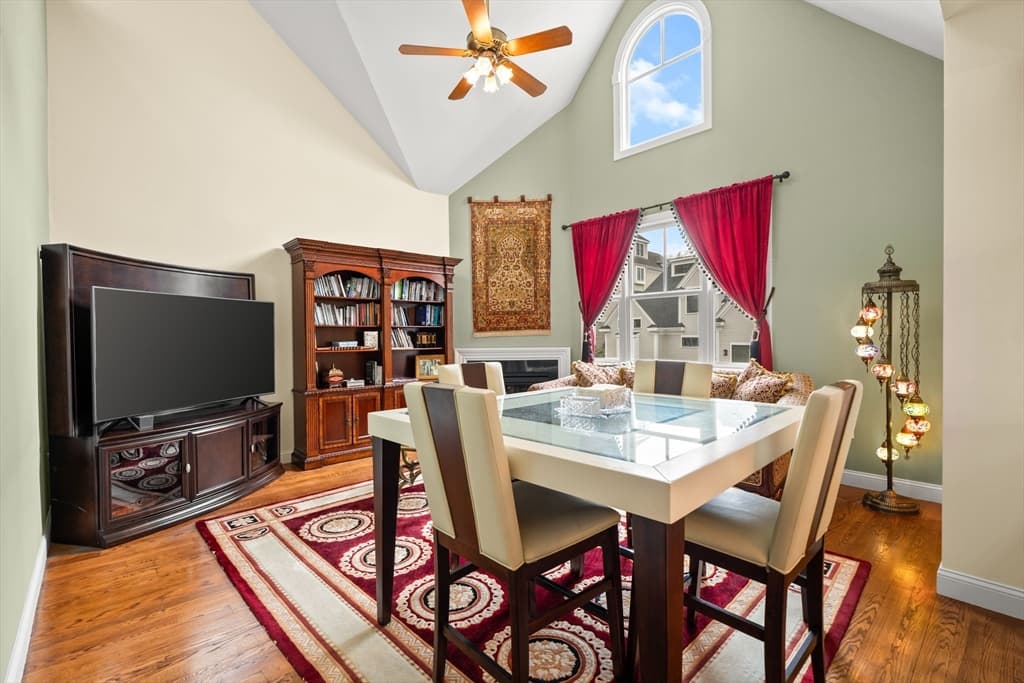 Condominium at 127 Johnson Woods Dr # 127, Reading MA 01867, photo 5 of 42