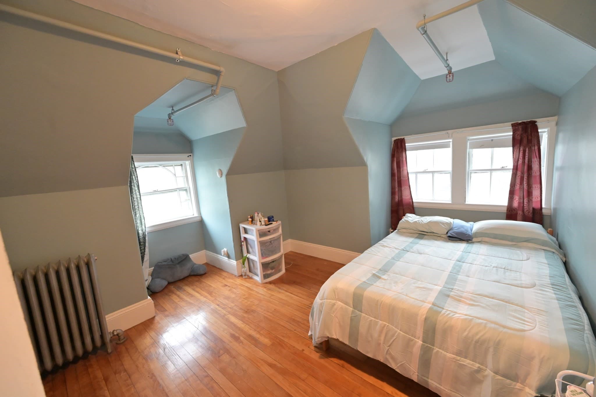 Single Family Residence at 54 Nahant St, Lynn MA 01902, photo 21 of 32