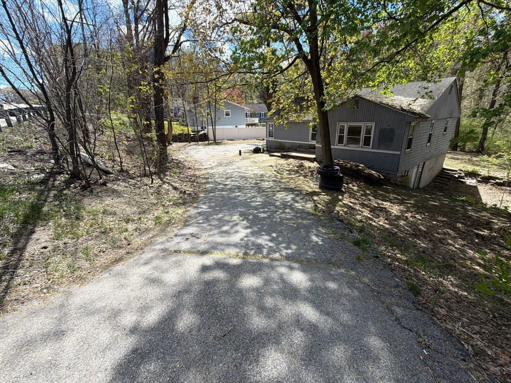108 Worcester Providence Tpke, Millbury MA 01527
