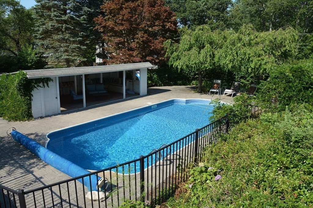 Single Family Residence at 85 Bailey Rd, Holden MA 01520, photo 30 of 42