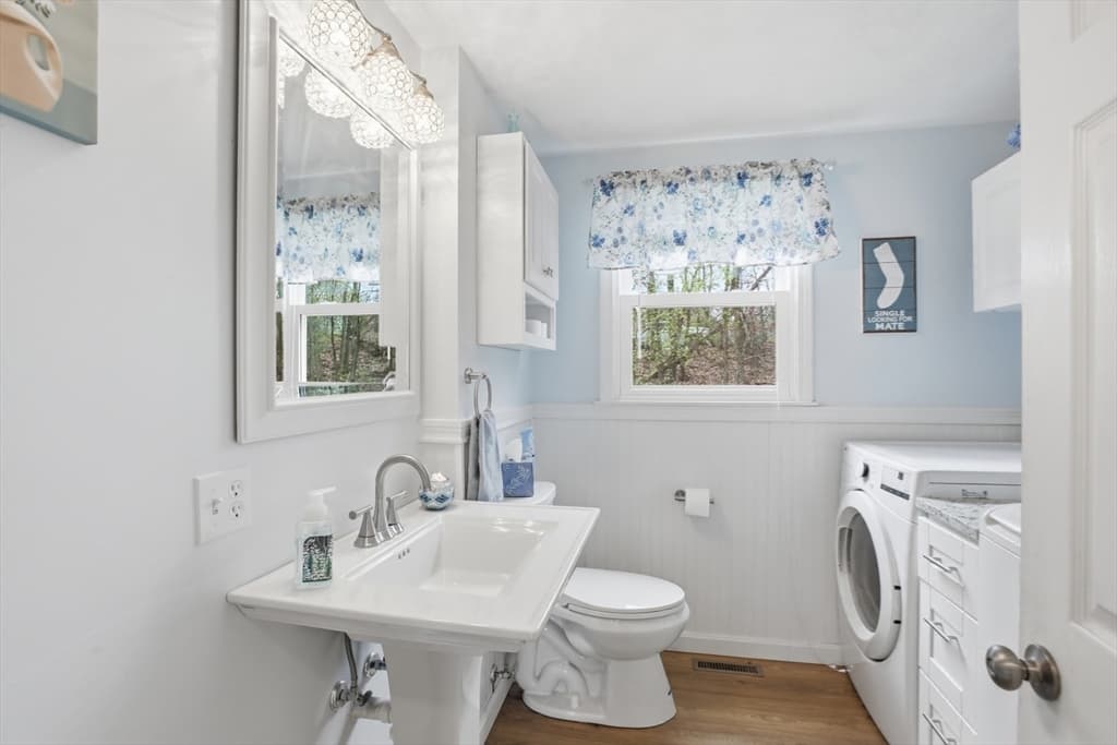 Single Family Residence at 18 Trifiro Rd, Billerica MA 01821, photo 22 of 42