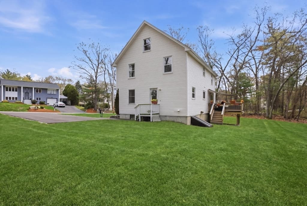Single Family Residence at 18 Trifiro Rd, Billerica MA 01821, photo 38 of 42