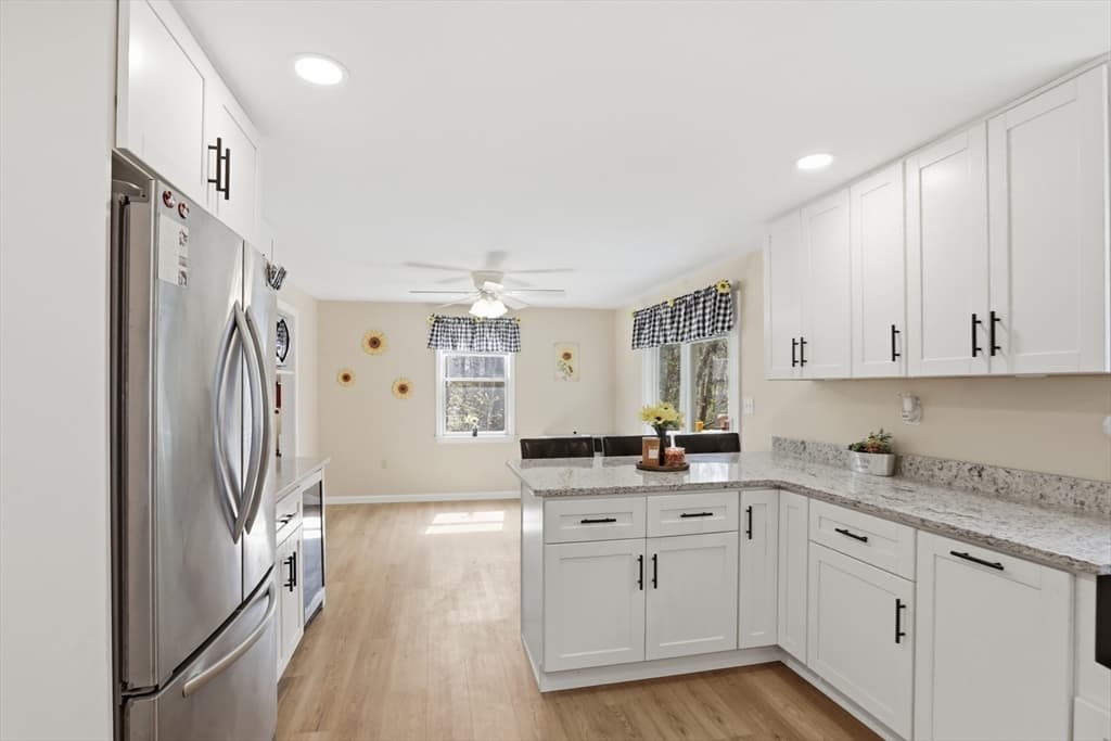 Single Family Residence at 18 Trifiro Rd, Billerica MA 01821, photo 14 of 42