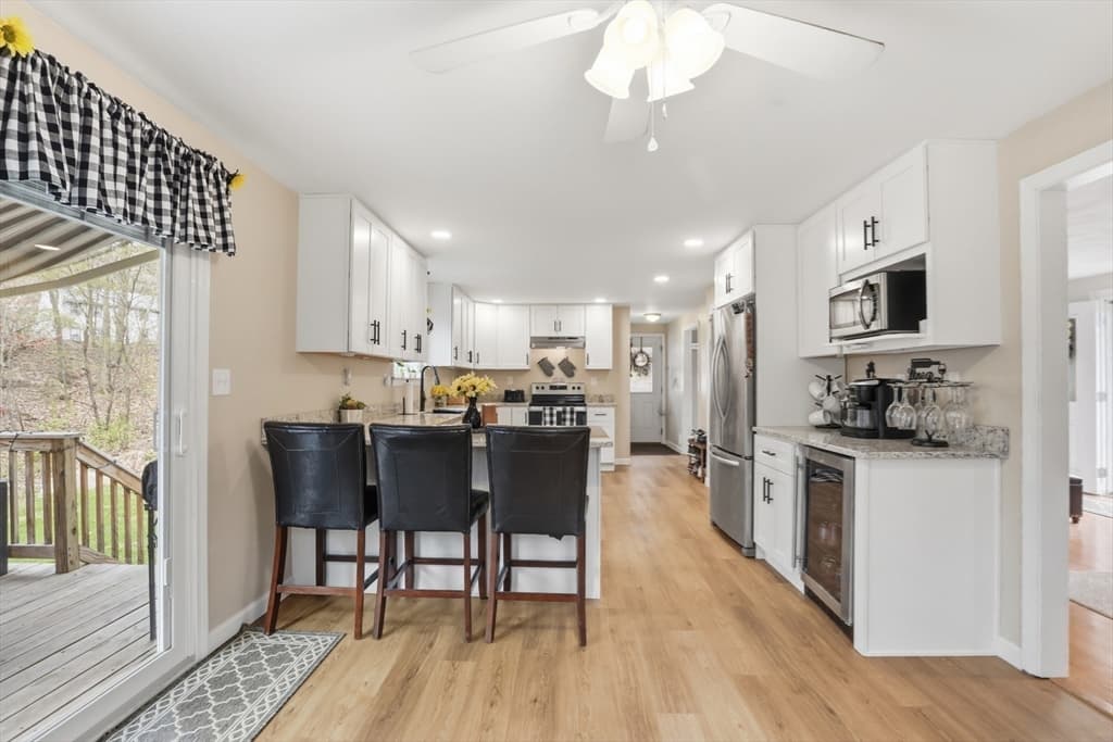 Single Family Residence at 18 Trifiro Rd, Billerica MA 01821, photo 18 of 42