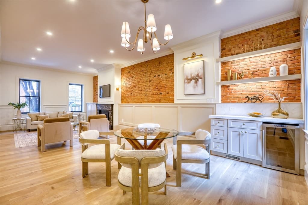 16 Chestnut Street, Boston MA 02129 photo 6