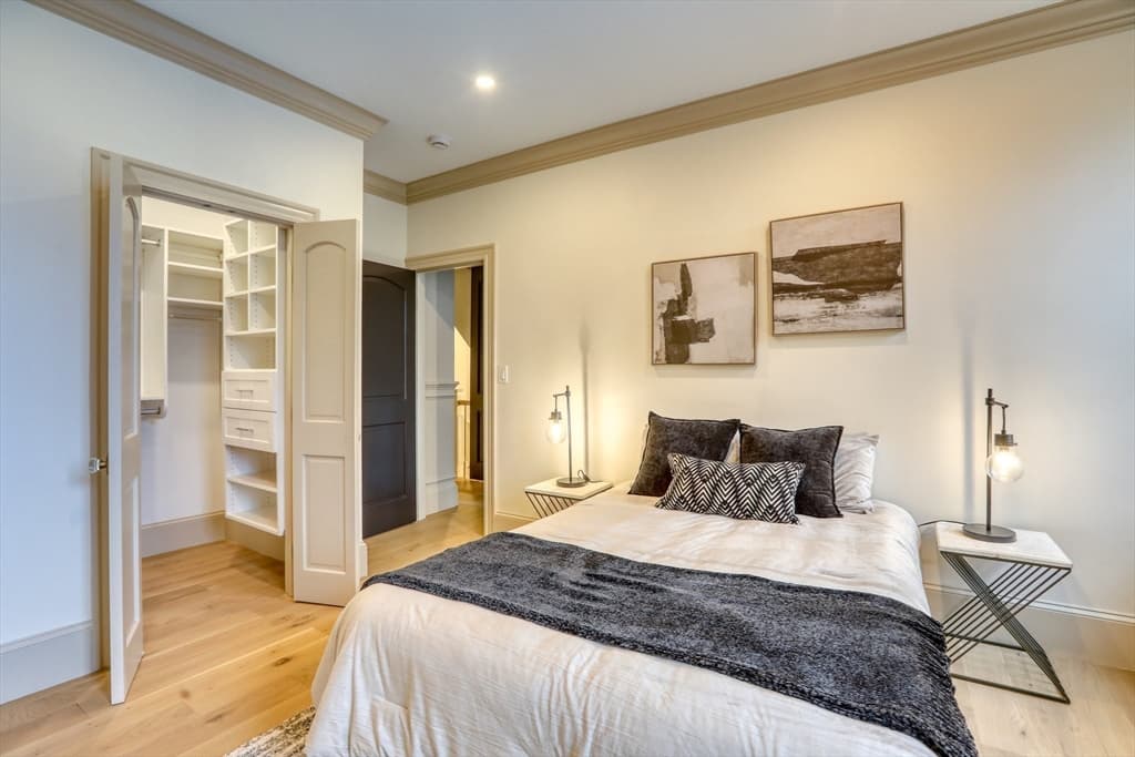 16 Chestnut Street, Boston MA 02129 photo 22