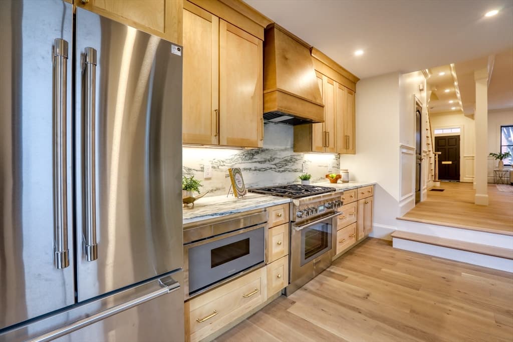 16 Chestnut Street, Boston MA 02129 photo 7