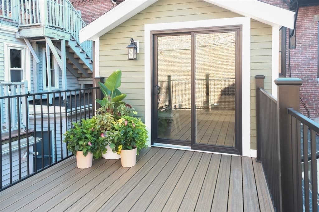 16 Chestnut Street, Boston MA 02129 photo 32