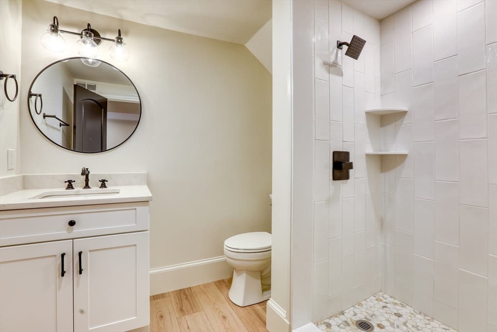 16 Chestnut Street, Boston MA 02129 photo 35
