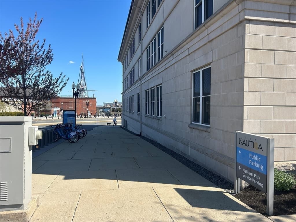 16 Chestnut Street, Boston MA 02129 photo 39