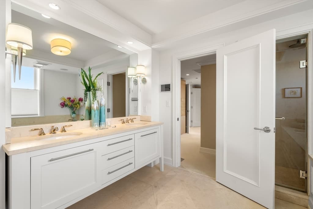 Condominium at 100 Beacon Street, Boston MA 02116, Boston, photo 23 of 41