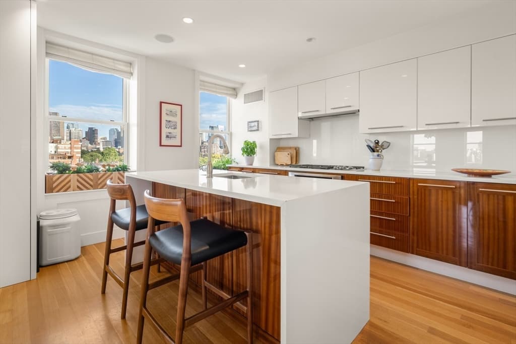 Condominium at 100 Beacon Street, Boston MA 02116, Boston, photo 13 of 41