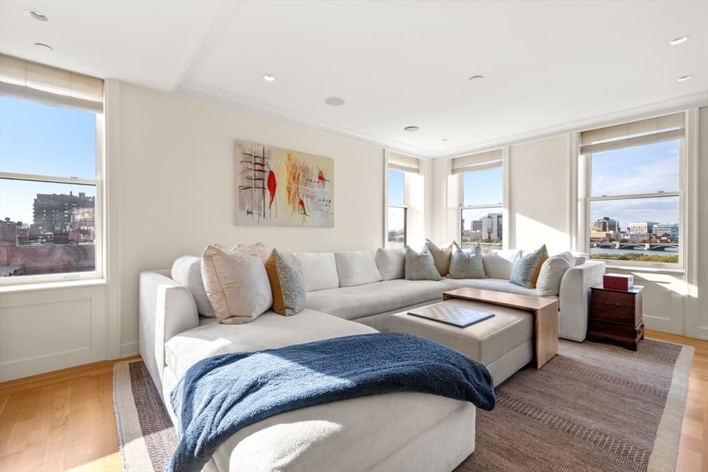 Condominium at 100 Beacon Street, Boston MA 02116, Boston, photo 7 of 41