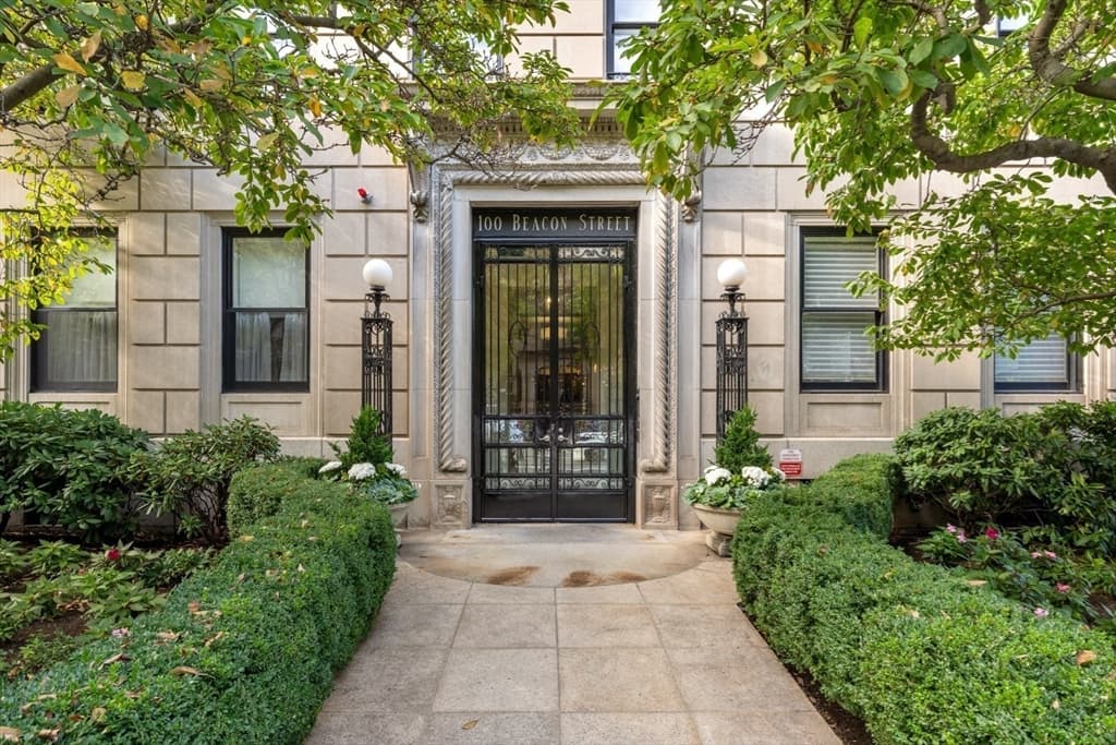 Condominium at 100 Beacon Street, Boston MA 02116, Boston, photo 3 of 41