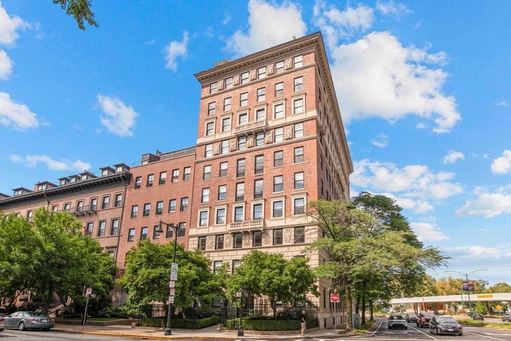 Condominium at 100 Beacon Street, Boston MA 02116, Boston, photo 39 of 41