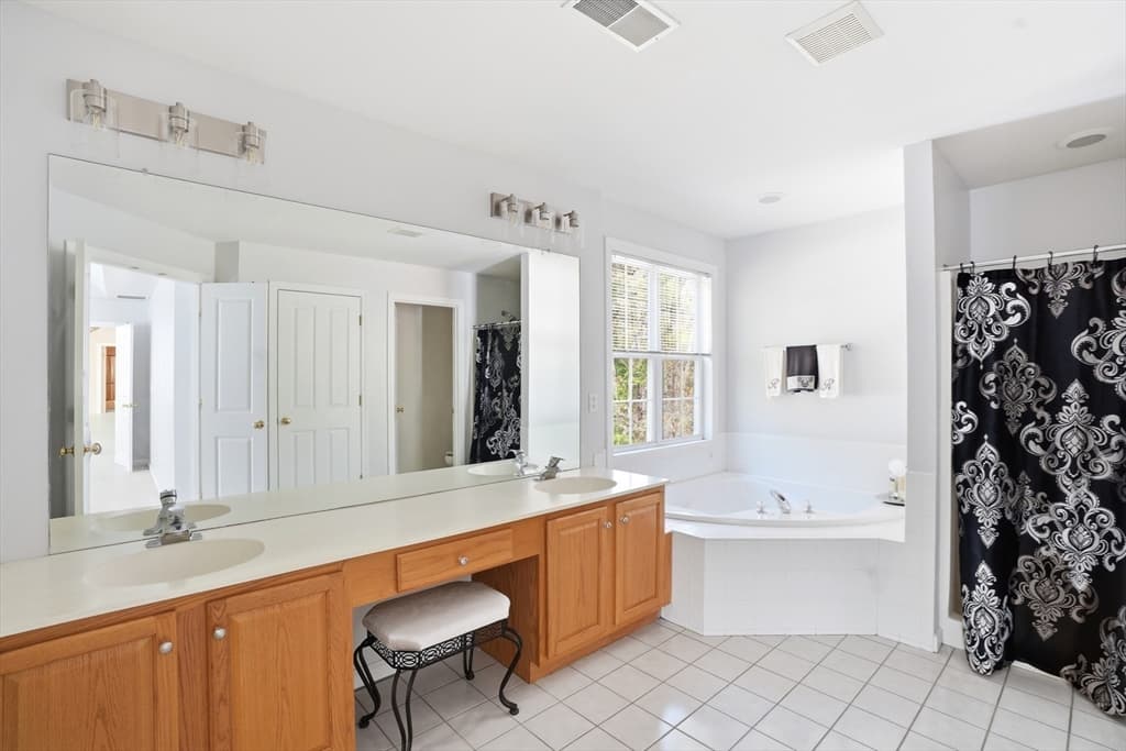 Single Family Residence at 671 Lunns Way, Plymouth MA 02360, Plymouth, photo 36 of 40