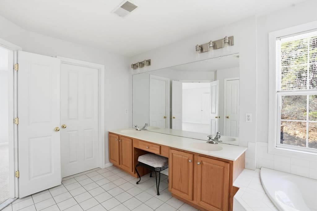 Single Family Residence at 671 Lunns Way, Plymouth MA 02360, Plymouth, photo 38 of 40