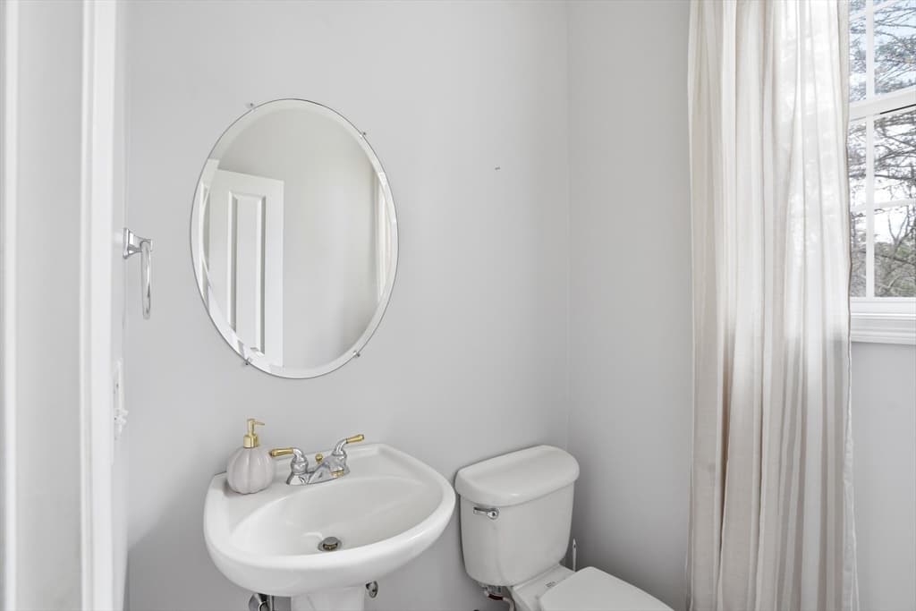 Single Family Residence at 671 Lunns Way, Plymouth MA 02360, Plymouth, photo 21 of 40