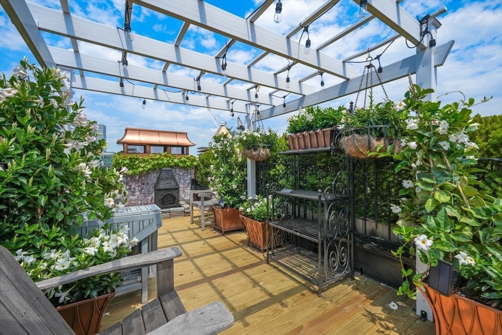 Condominium at 49 Grove St, Boston MA 02114, photo 22 of 22