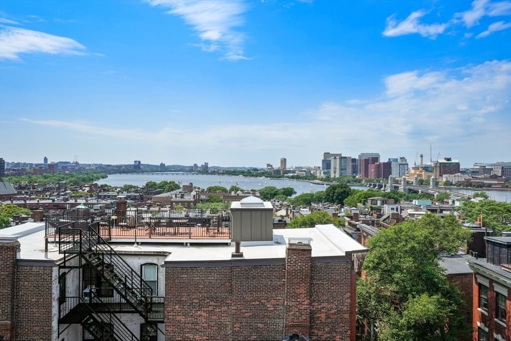 Condominium at 49 Grove St, Boston MA 02114, photo 21 of 22