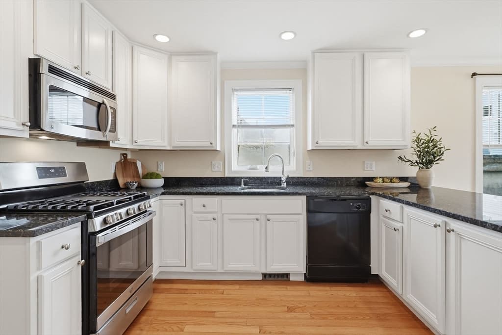 Condominium at 23 Winship St # 2, Boston MA 02135, photo 7 of 34